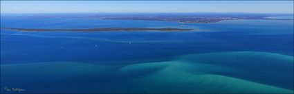 Big Woody Island - Hervey Bay - QLD (PBH4 00 17822)